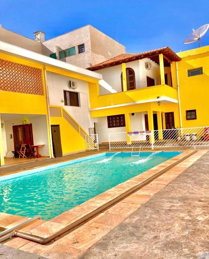 Dom Alberto Hostel Corumba Luaran gambar