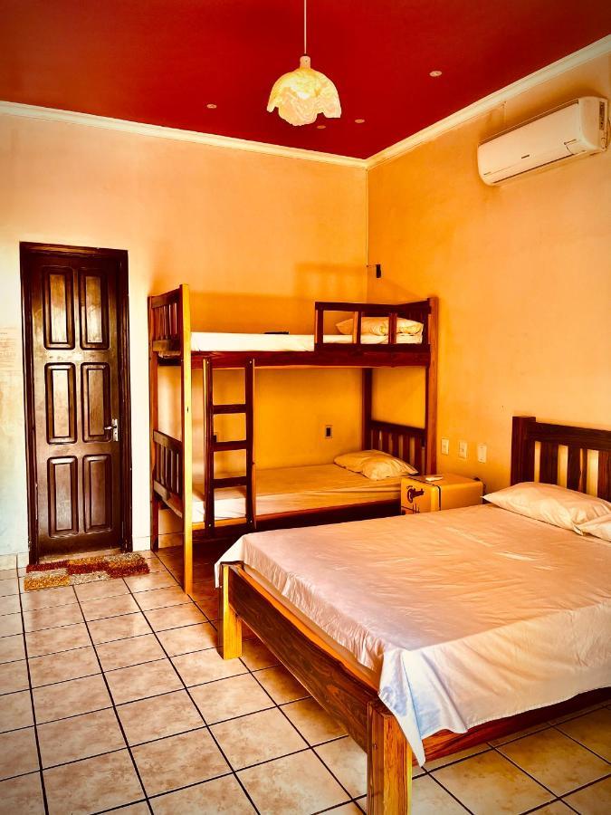 Dom Alberto Hostel Corumba Luaran gambar