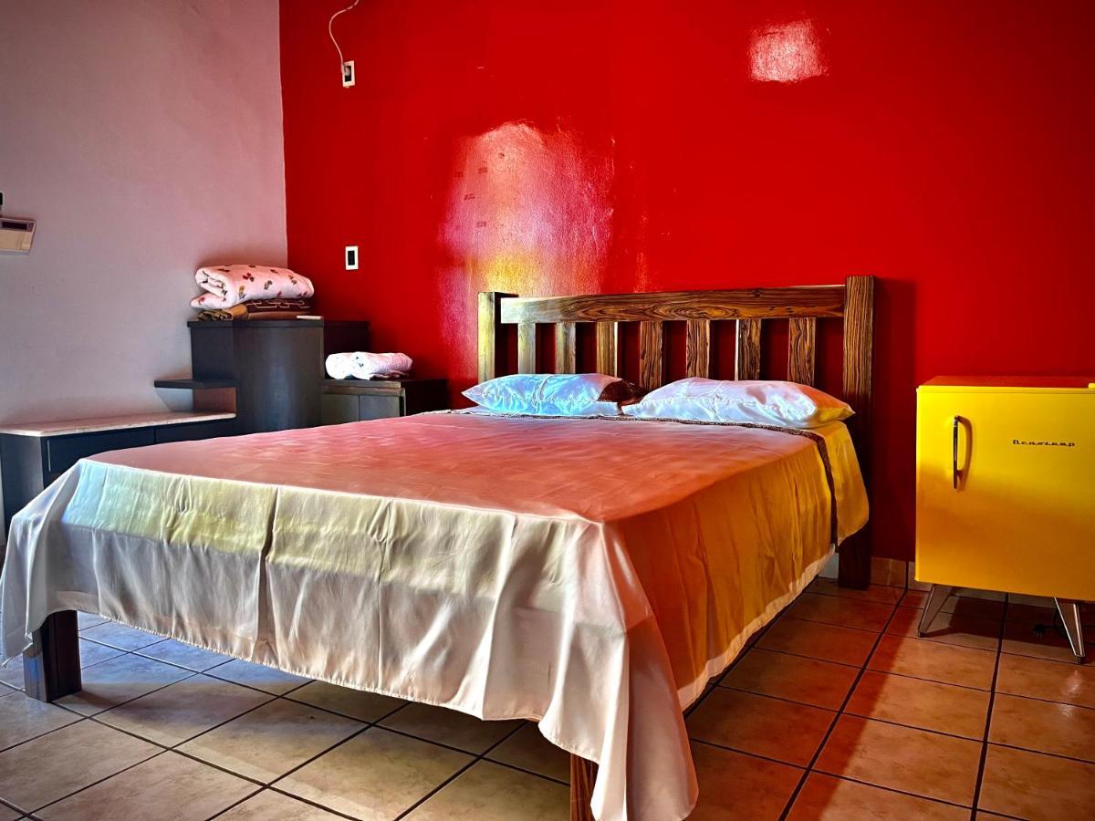 Dom Alberto Hostel Corumba Luaran gambar